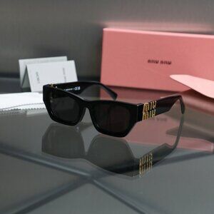 Miu Miu 2025 New Cat-Eye Sunglasses